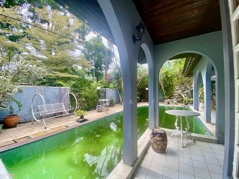 For Sale - CORNER Double Storey Bungalow Taman Melawati Renovated with Swimming Pool