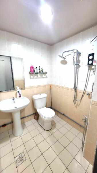 Untuk Disewa - Pelangi Indah Condominium