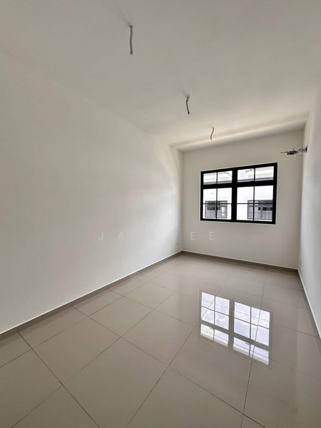 For Sale - 2-storey Terrace House at Eco Botanic