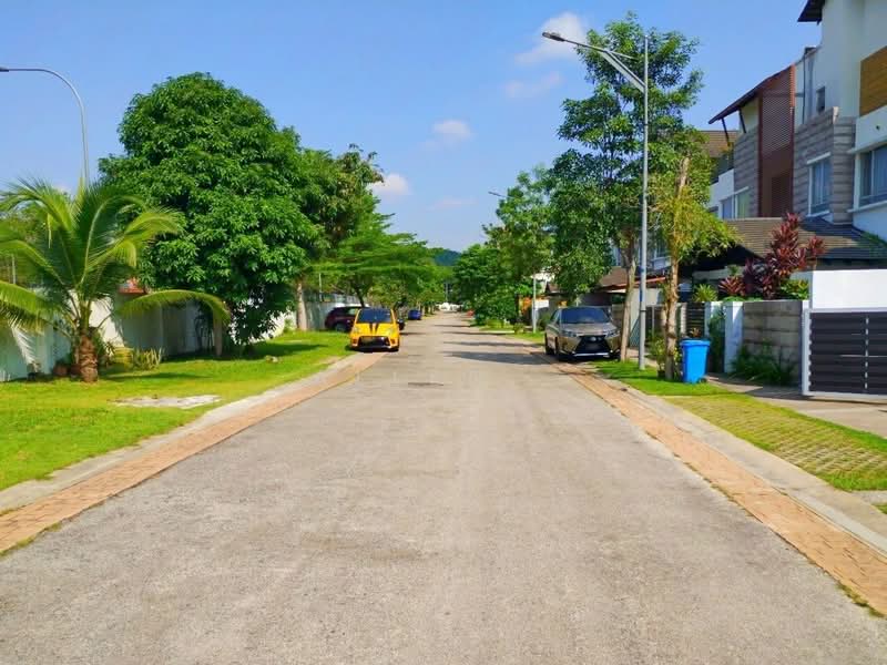 Rumah Berkembar untuk Dijual di Seksyen 13 (Shah Alam) - Allen . - Exterior - PropertyGuru.com.my