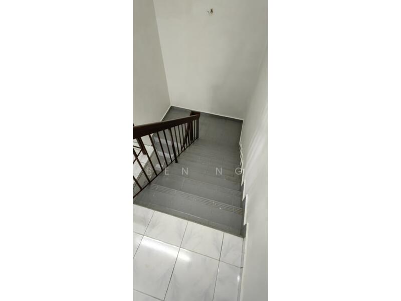 Untuk Disewa - Intan Baiduri