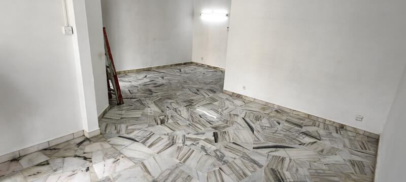 Untuk Disewa - Intan Baiduri