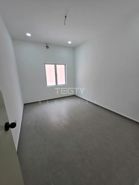 For Sale - Taman Bayu Perdana