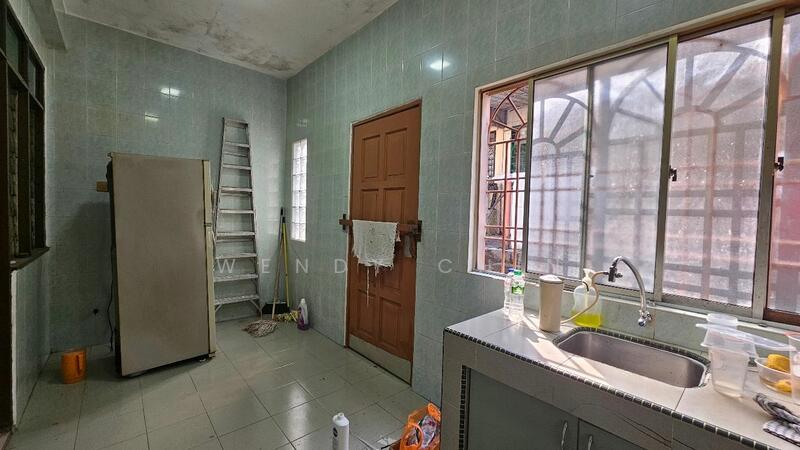 For Sale - Saujana Puchong