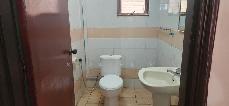 For Rent - Villa Putra