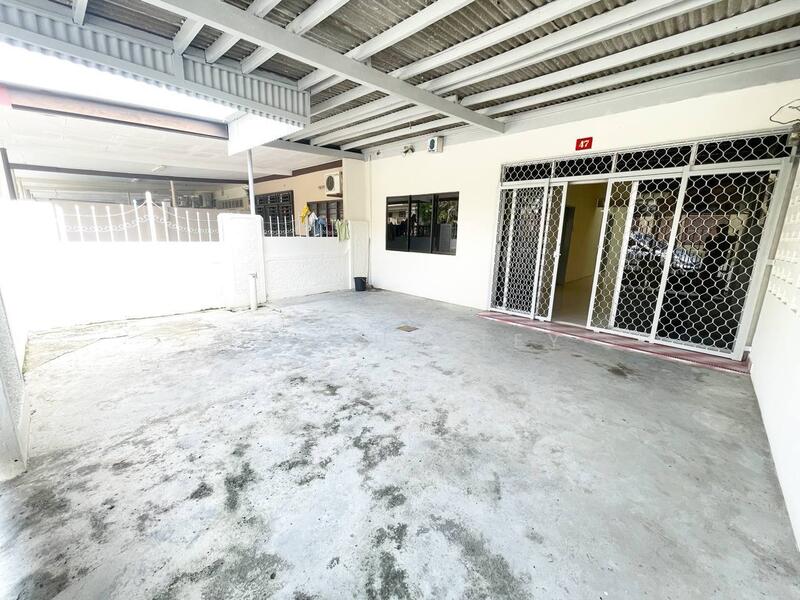 For Sale - Batu Pahat Batus Pahats