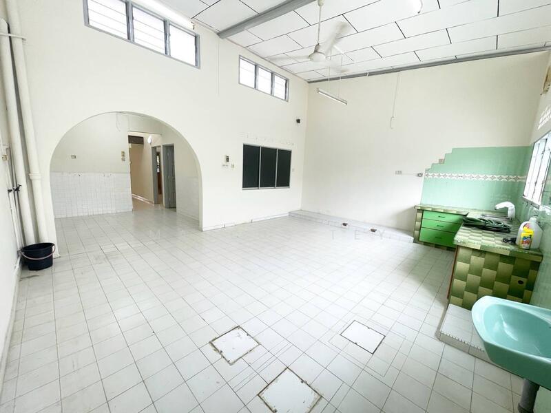 For Sale - Batu Pahat Batus Pahats