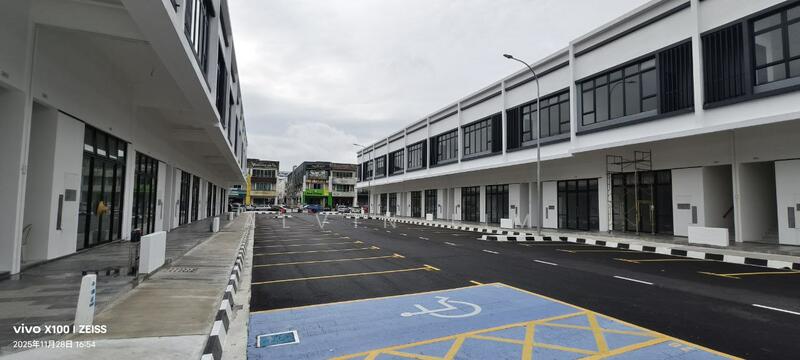 Untuk Disewa - Bandar Bukit tinggi 1 , new shop klang