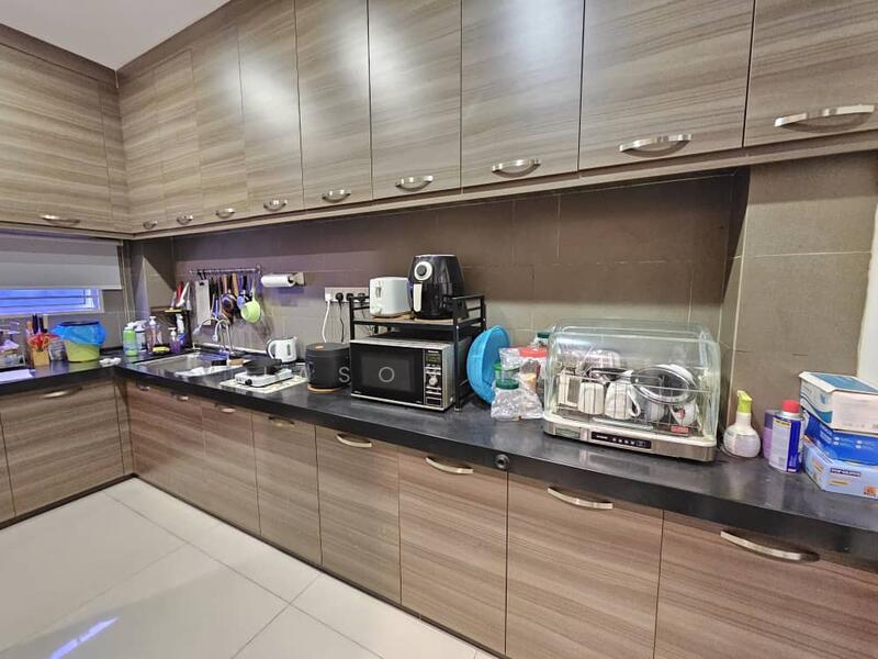 Untuk Dijual - Paragon 93