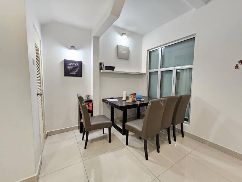 Untuk Dijual - Paragon 93