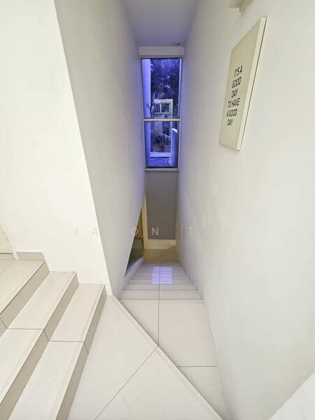 Untuk Dijual - Paragon 93