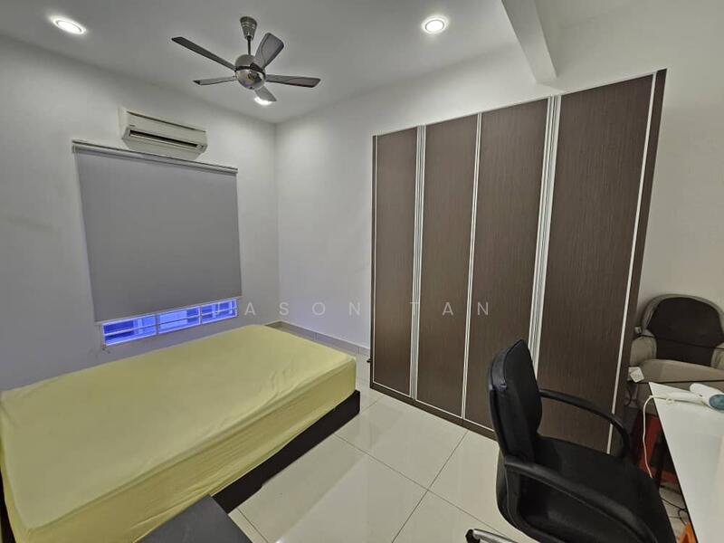 Untuk Dijual - Paragon 93