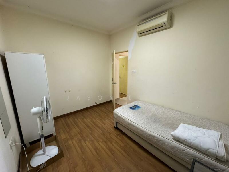 For Rent - Metropolitan Square