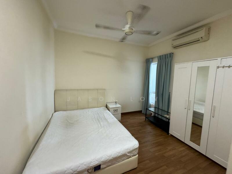 For Rent - Metropolitan Square