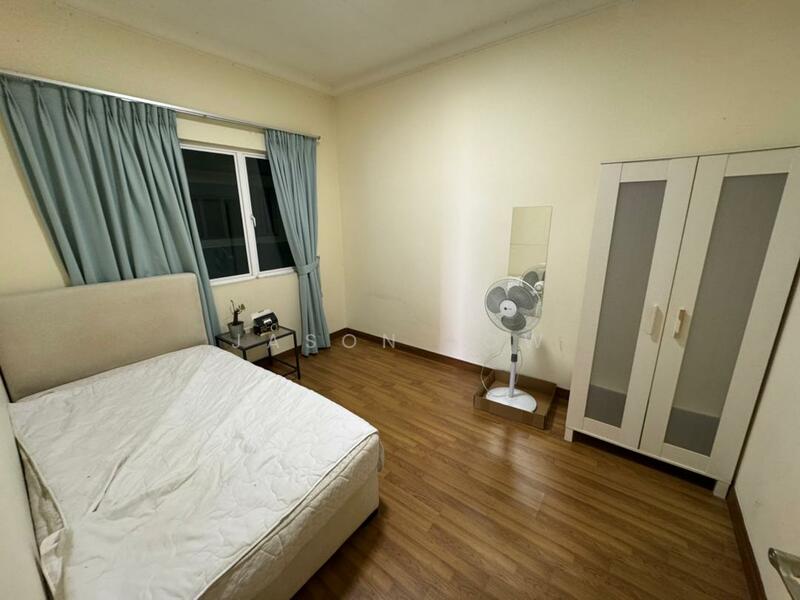 For Rent - Metropolitan Square