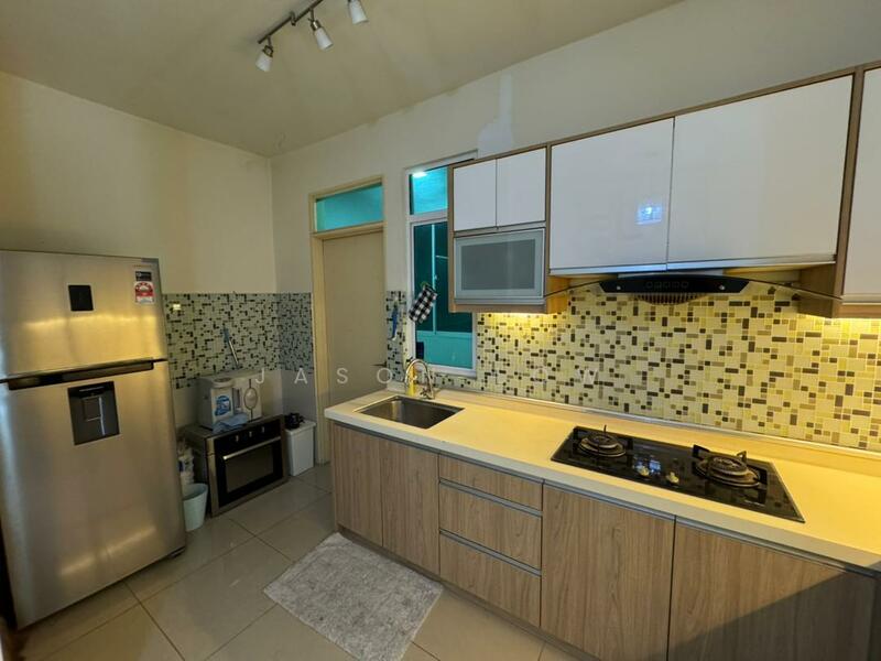 For Rent - Metropolitan Square