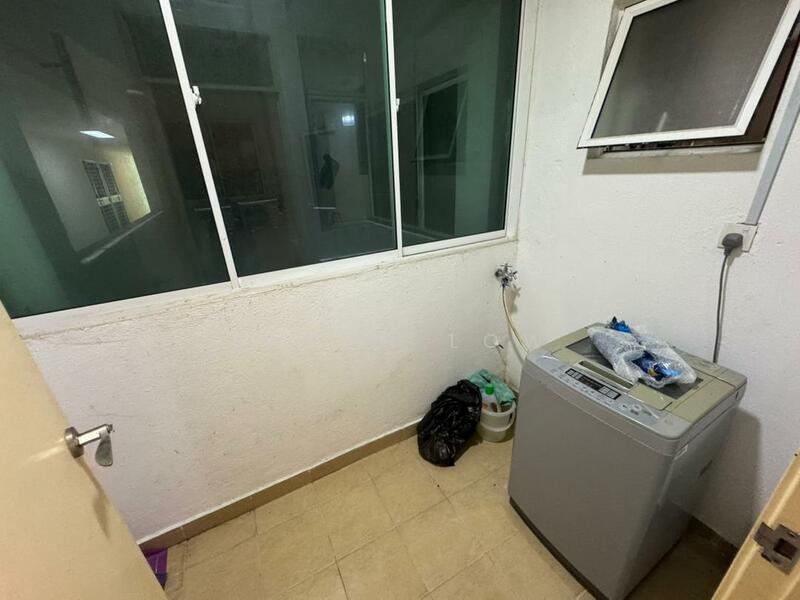 For Rent - Metropolitan Square