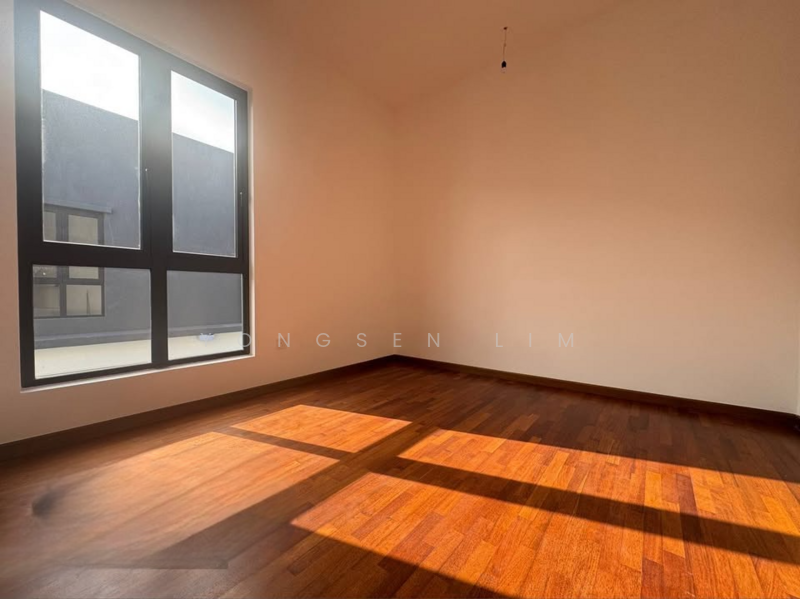 For Sale - Eco Sanctuary - Bohemia