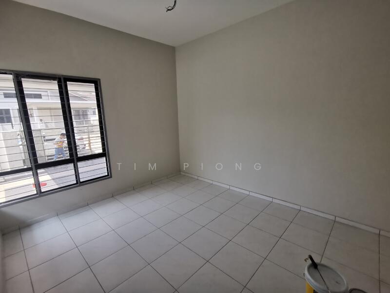 Untuk Dijual - Taman One Krubong