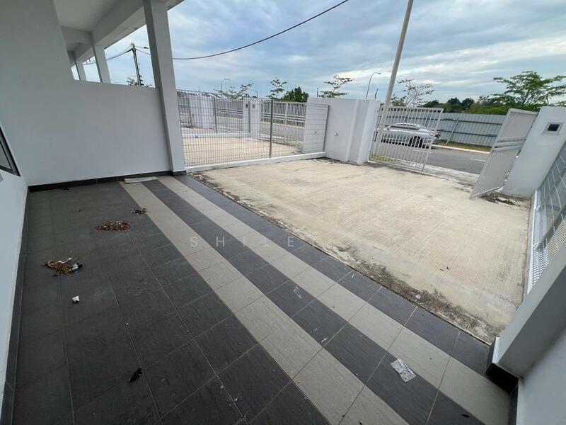 For Sale - Meridin East Meridins Easts