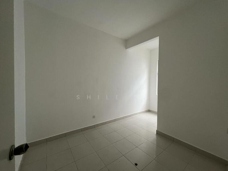 For Sale - Meridin East Meridins Easts