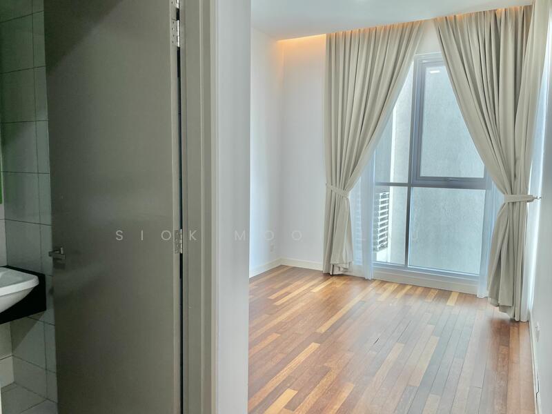 For Sale - Uptown Residences