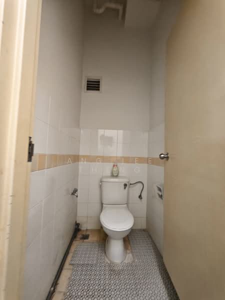 Shop / Office for Rent in Bukit Combe (Jelutong) - Ang Lee Theng - PropertyGuru.com.my