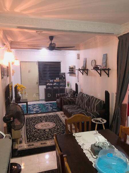 Untuk Dijual - Flat PKNS Section 7