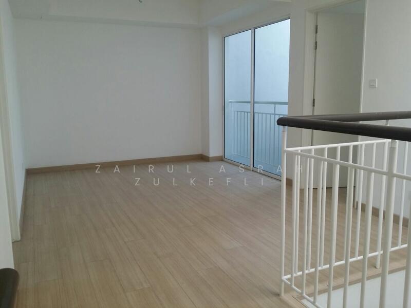 For Sale - Kajang CHEAPEST UNIT 3 Storey Superlink Phase 1 Taman Nadayu 92 Kajang