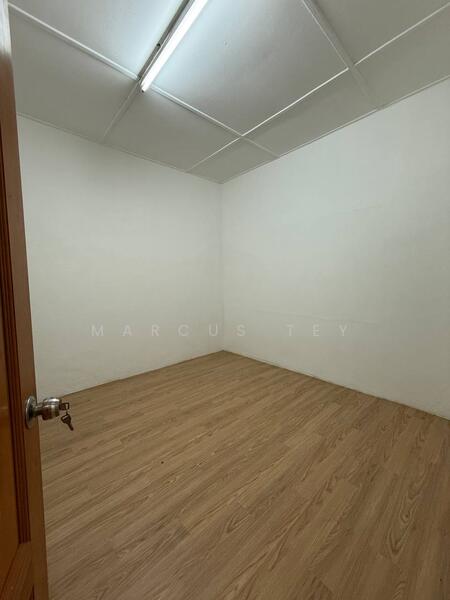 Untuk Dijual - Kulai Kulais