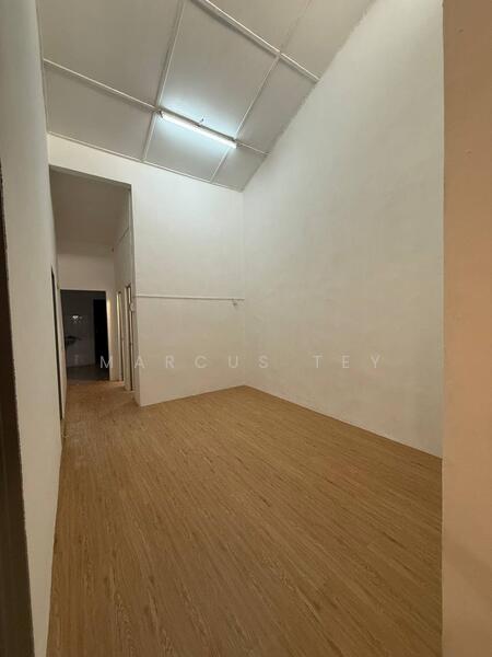 Untuk Dijual - Kulai Kulais