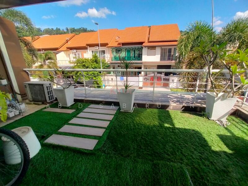 For Sale - Renovated 2.5 Corner Lot Semi-D @ Ampang Saujana, Ampang