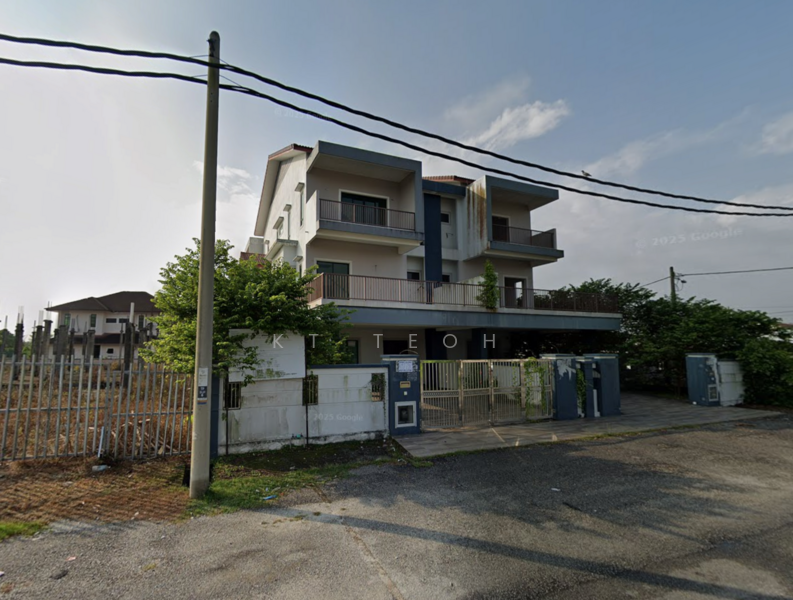 Untuk Dijual - Below Market Value; 2.5 Sty Semi-D House @ Taman Sri Cicely