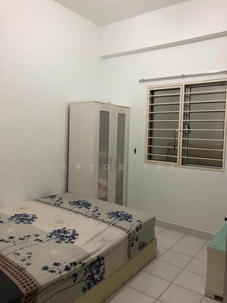 For Rent - Plaza Menjalara