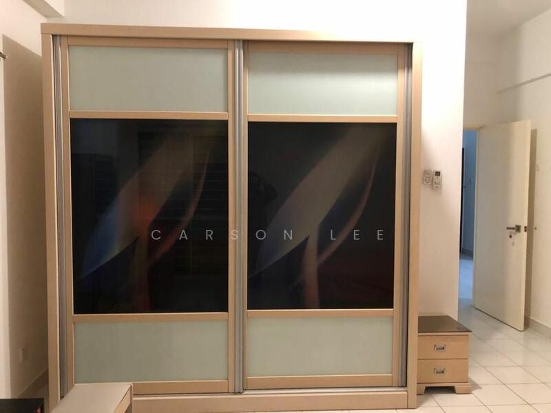 For Rent - Plaza Menjalara