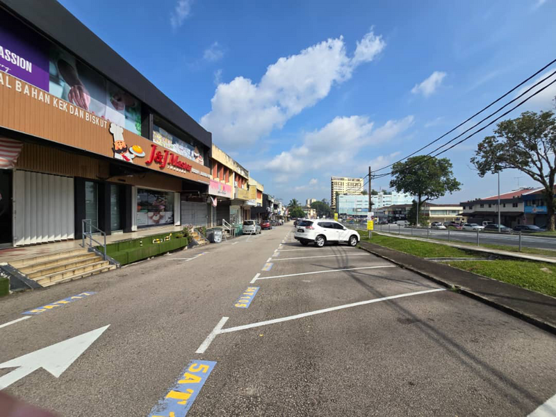 For Sale - Shop at Taman Ungku Tun Aminah