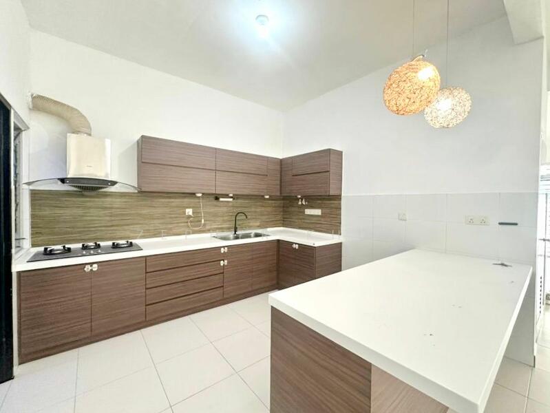 For Sale - Nusa Idaman Nusa Idamans