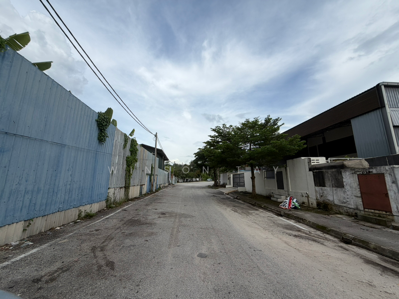 Untuk Disewa - Bandar Mahkota Cheras @ Kawasan Perindustrian Budiman 1.5 Storey Semi-D Factory