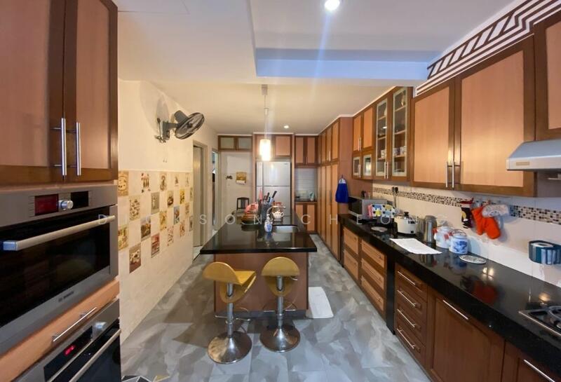 For Sale - 2.5-storey Terraced House at Bandar Utama 11