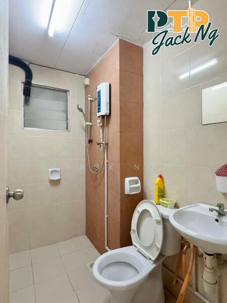 For Rent - Sea View Tower