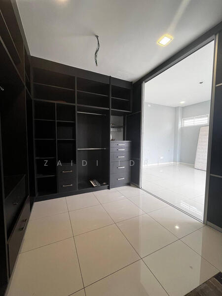 For Sale - D'Kayangan