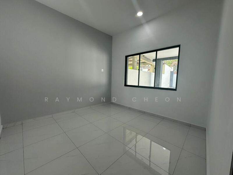Untuk Dijual - Jalan Perak @ Taman Sri Skudai Single Storey Semi Detached For Sale