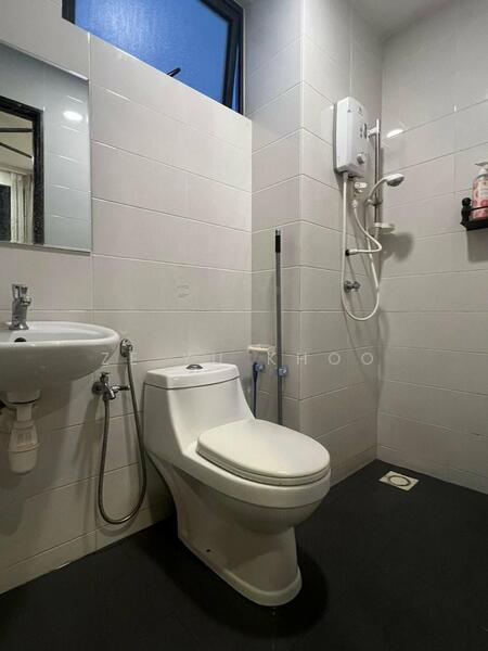 For Rent - Landmark Residence