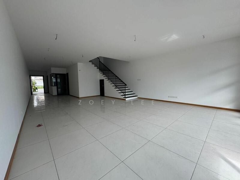Untuk Dijual - 3-storey Terraced House at Senibong Cove