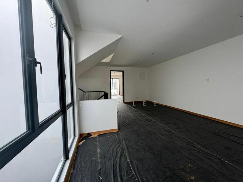 Untuk Dijual - 3-storey Terraced House at Senibong Cove