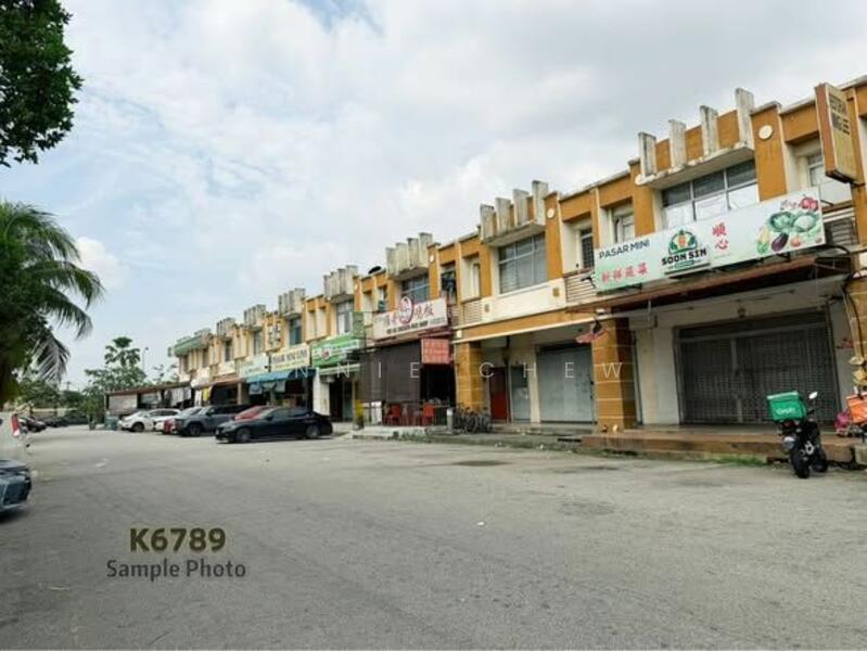 For Sale - Shop at Bandar Bukit Tinggi 2