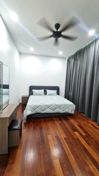 Untuk Disewa - The LIGHT COLLECTION I