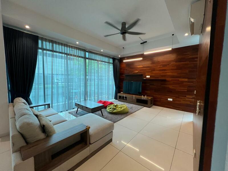 For Rent - The LIGHT COLLECTION I