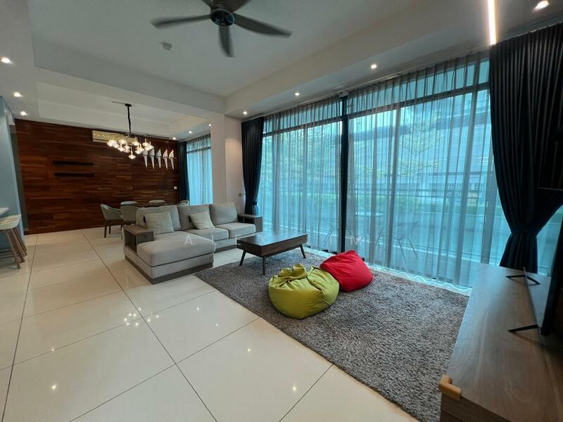 For Rent - The LIGHT COLLECTION I