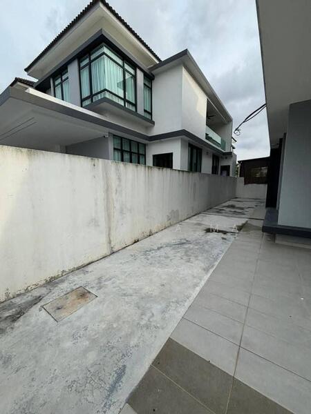 For Rent - Austin Duta